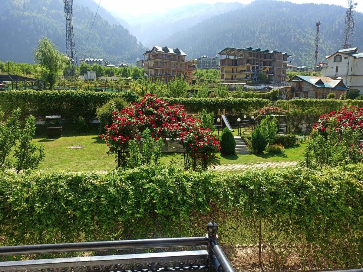 Hotel Prini Inn Manāli Esterno foto