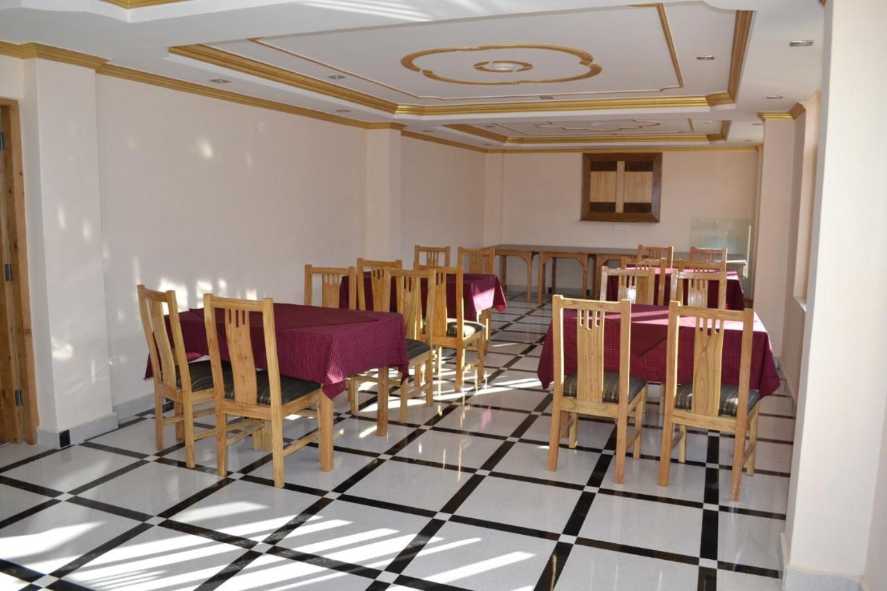 Hotel Prini Inn Manāli Esterno foto