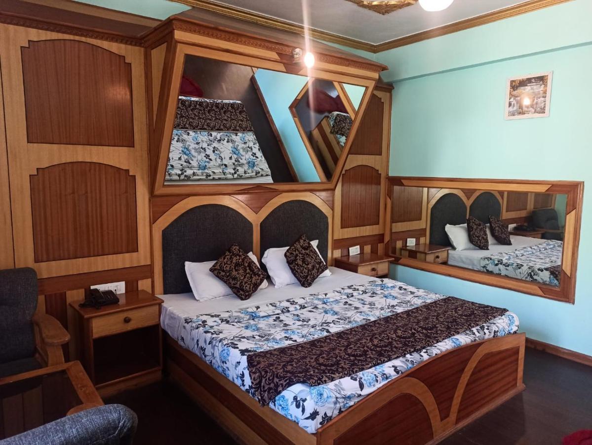 Hotel Prini Inn Manāli Esterno foto
