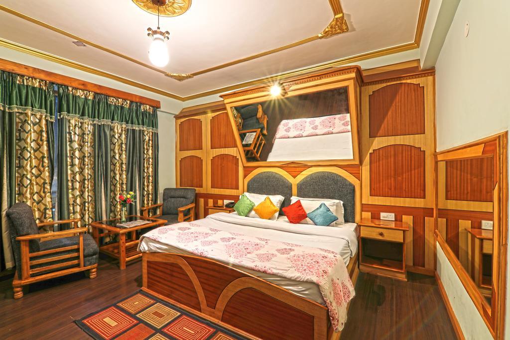 Hotel Prini Inn Manāli Esterno foto