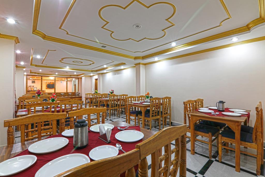Hotel Prini Inn Manāli Esterno foto
