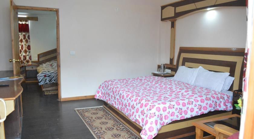 Hotel Prini Inn Manāli Esterno foto