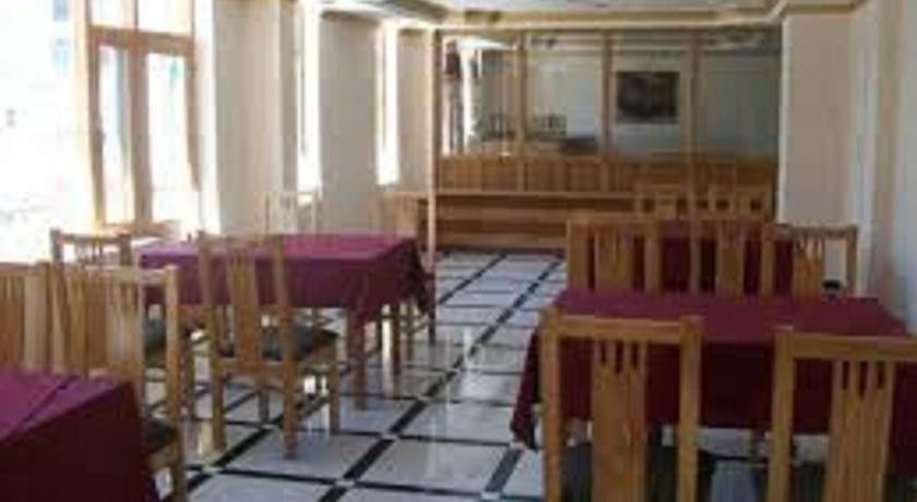 Hotel Prini Inn Manāli Esterno foto
